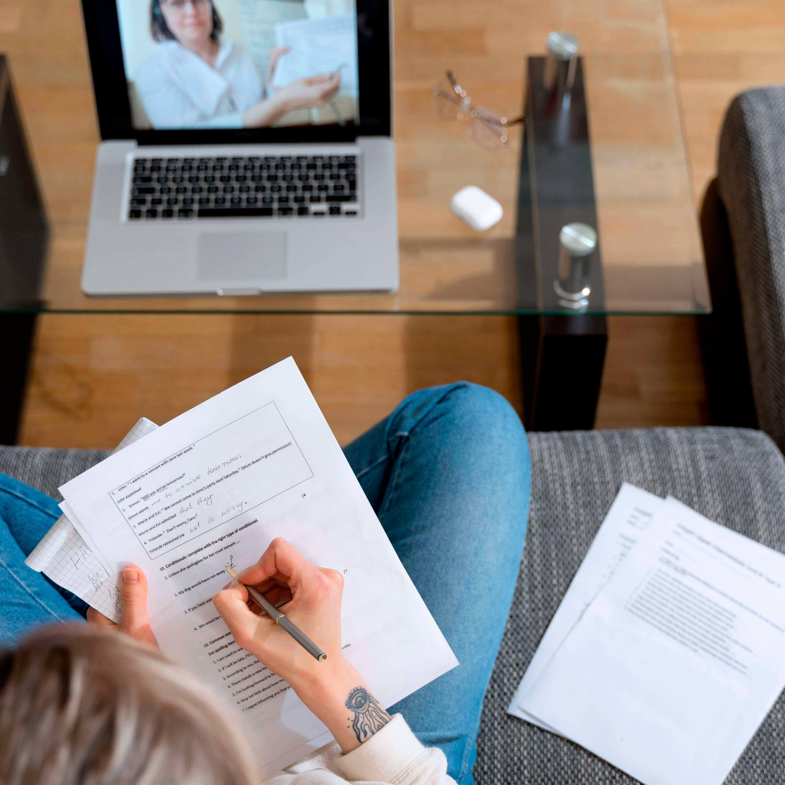 : Psicoterapia Online para apoyo emocional accesible desde cualquier lugar.